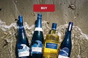 🌊 Mar de Frades on sale