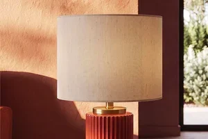 Der Saisonstart zeigt Farbe: Terracotta