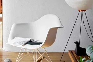 Entspannte Sommerabende im Wohnzimmer mit USM und Vitra 💛