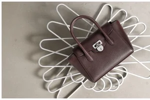 Im Edit: Lauren Ralph Lauren & Aigner